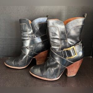 FRYE 77326 Andrea Mid Harness Strappy Womens Western Leather Boots Sz 8.5